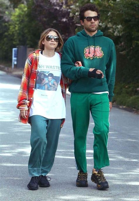 olsen wears sweatpants